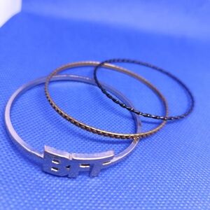 6/$20🔖3 pieces bangle lot